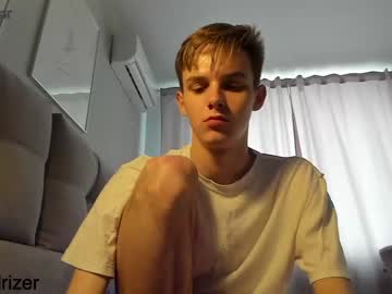 webcam man horny_jerk_roy_prick2001 live cam image #1828993