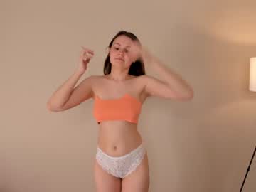 webcam girl winniewest_ live cam image #4288627