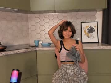 webcam girl lenaelisabeth live cam image #5991368