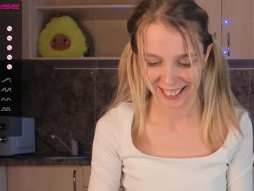webcam girl suzanprincess live cam image #3351561