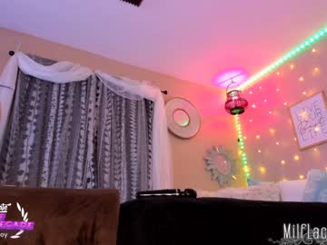 webcam girl milf_lacey live cam image #4026154