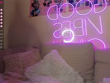 webcam girl baby_suee live cam image #4358872