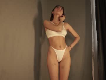 webcam girl tessarosse_ live cam image #4295634