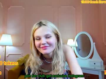 webcam girl emma__molly live cam image #2630101