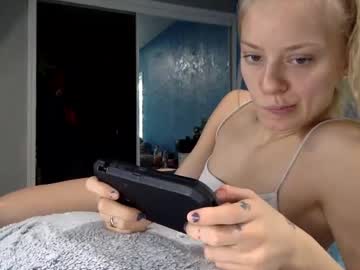 webcam girl kellyjarod live cam image #7053335