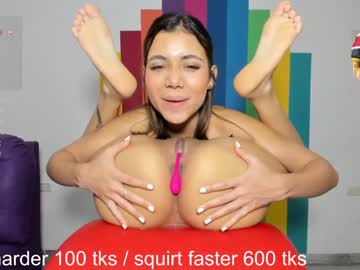 webcam girl cutee_world live cam image #6013543