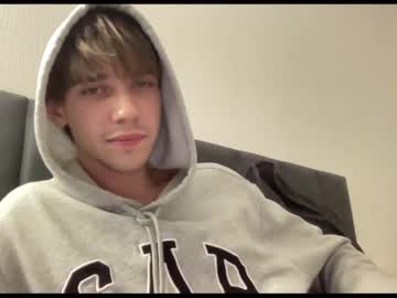 webcam man damondurden live cam image #6382030