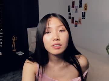 webcam girl jolly_in_joy live cam image #6573876