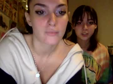 webcam girl wallabyxxx live cam image #3342680