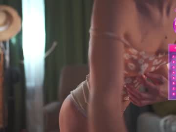 webcam girl _mirrra_ live cam image #1112421