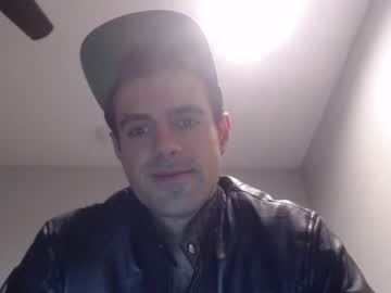 webcam man michmark23 live cam image #3061097