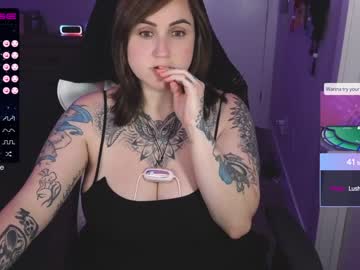 webcam girl scarlettpython1 live cam image #4629070