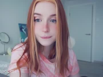 webcam girl pocketrocket_ live cam image #990536