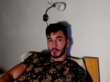 webcam man hola_hola_555 live cam image #60076