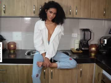 webcam girl amniemodel live cam image #3227122