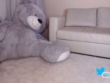 webcam girl hollyextra live cam image #359854