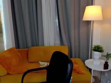 webcam girl helenblash live cam image #3205449