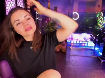 webcam girl alma_pearl live cam image #2188064