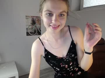 webcam girl lana_heisstt live cam image #537569
