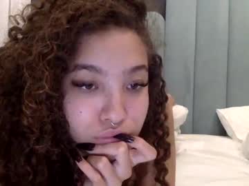 webcam girl amber___diamond live cam image #3289874