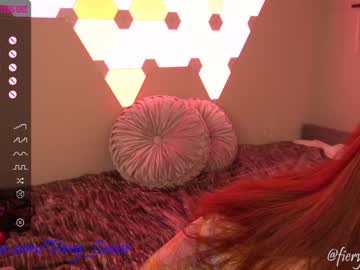 webcam girl fiery_redhead live cam image #4400270
