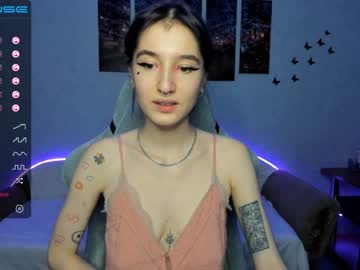 webcam girl lil_mika live cam image #121173
