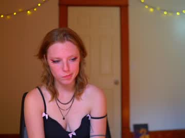 webcam girl crimsonxrapture live cam image #2271428
