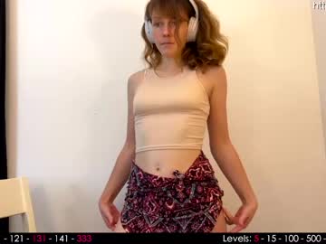 webcam girl its_lily live cam image #3931666