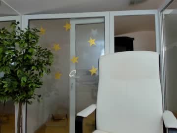 webcam girl ingridblondy94 live cam image #1700836