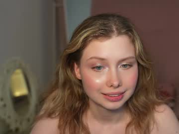 webcam girl april_blush live cam image #6843345