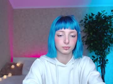 webcam girl lit1le_kitty_ live cam image #1069086