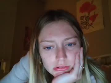 webcam girl ellenglow69 live cam image #6860918
