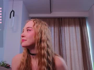 webcam girl lissa_meooow live cam image #6881135