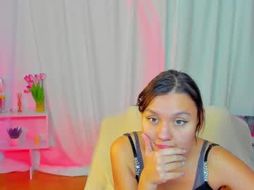 webcam girl lika_diaz live cam image #7060371