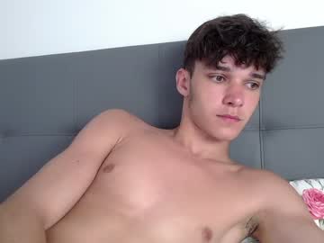 webcam man james_friends live cam image #4746271