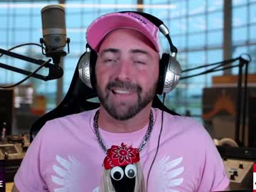 webcam man whaaaaaaaat live cam image #1116990