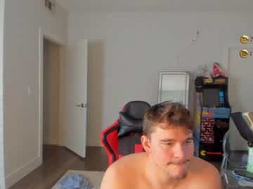 webcam man thejohnnystone live cam image #2093460