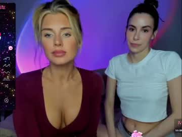 webcam girl theselina_kyle live cam image #6372095