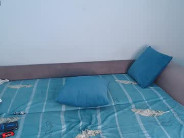 webcam girl squirtqueen_sumi live cam image #866750