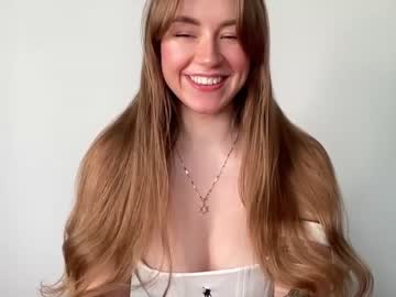 webcam girl strawberryjamx live cam image #2607607