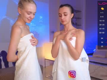 webcam girl look_at_show live cam image #4627413