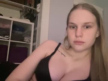 webcam girl daisykeach live cam image #6344462