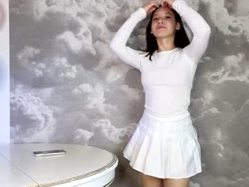 webcam girl just_emmy live cam image #5352811