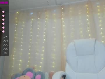 webcam girl urlittlegirl_ live cam image #1563028