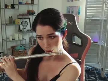 webcam girl evelynclaire live cam image #6055102