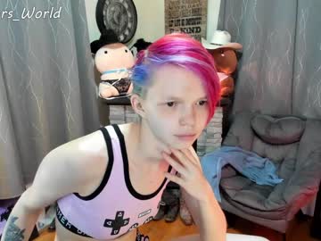 webcam girl murbears_world live cam image #2207552