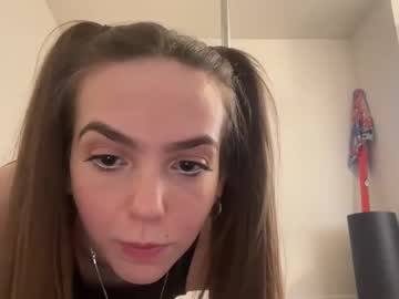 webcam girl stellaspole live cam image #7101116