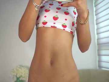 webcam girl veroniqe_lounge live cam image #4432579