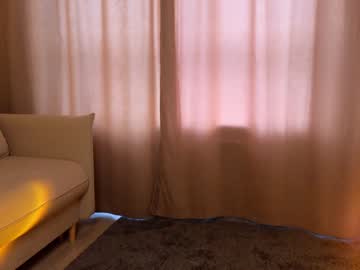 webcam girl angella_kleee live cam image #6755580