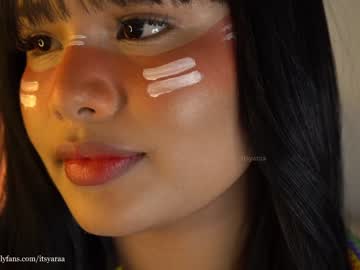webcam girl itsyaraa live cam image #5827035